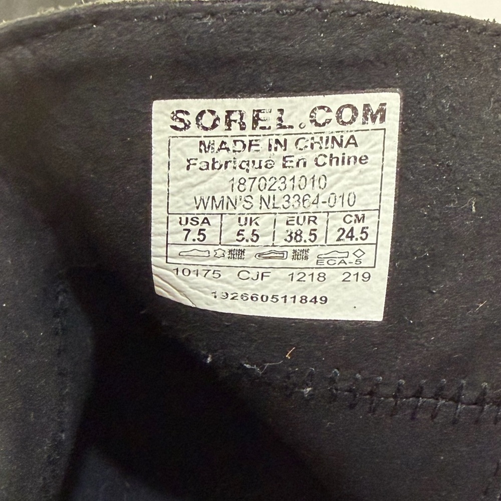 Sorel Women's Joan of Arctic Wedge II Zip Bootie Black Waterproof Leather Sz 7.5 - Picture 10 of 11